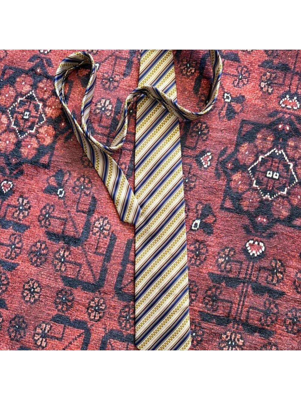 VINTAGE TIE